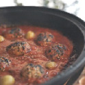 イワシ団子のトマトソースタジン