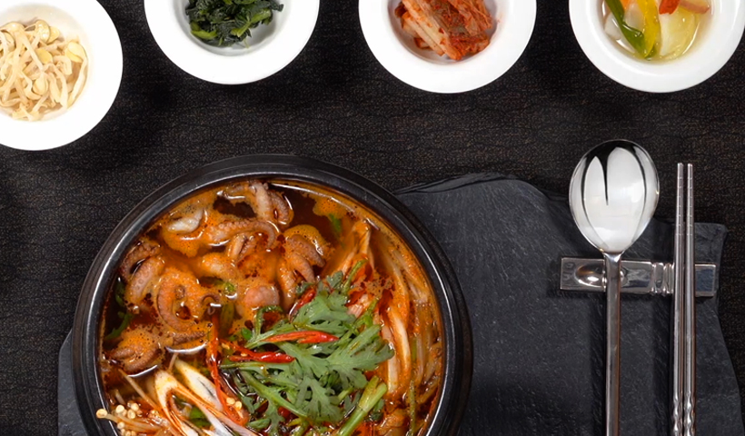 イイダコとエビの唐辛子鍋（ナクセジョンゴル） 韓国