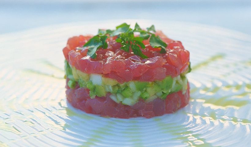 マグロとアボカドのタルタル イタリア